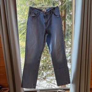 Signature Levi Strauss Blue Jeans Women’s (Mid Rise Straight Misses 12 Medium)